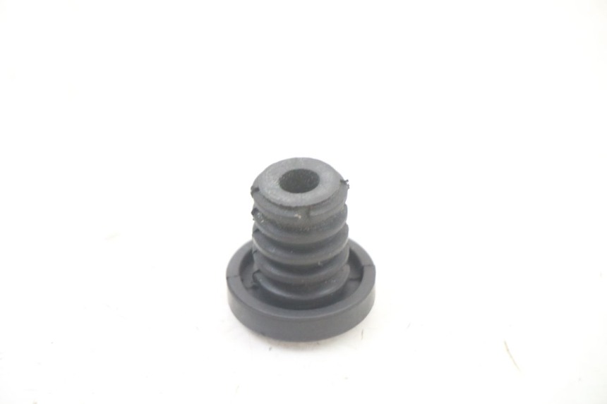 photo de KOREK ZBIORNIKA WYRÓWNAWCZEGO SUZUKI GSX F GSXF 650 (2007 - 2015) - Inny kąt widzenia