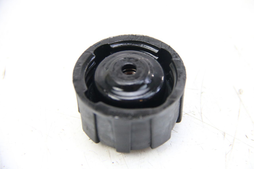 photo de KOREK ZBIORNIKA WYRÓWNAWCZEGO PIAGGIO VESPA GRANTURISMO 125 (2003 - 2007) - Szczegół części