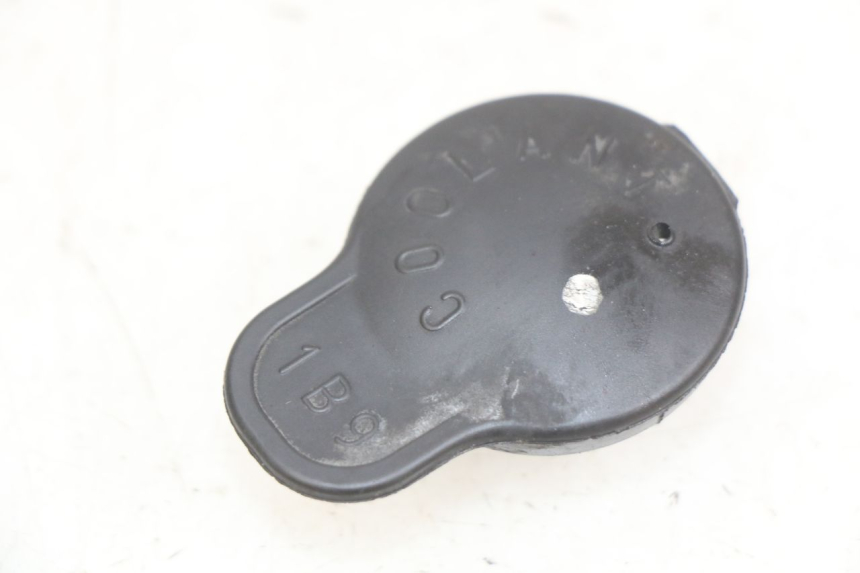 photo de KOREK ZBIORNIKA WYRÓWNAWCZEGO YAMAHA X-MAX XMAX 125 (2010 - 2013) - Widok główny