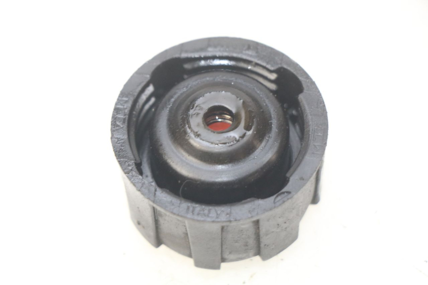 photo de KOREK ZBIORNIKA WYRÓWNAWCZEGO PIAGGIO X9 EVOLUTION 250 (2003 - 2007) - Szczegół części