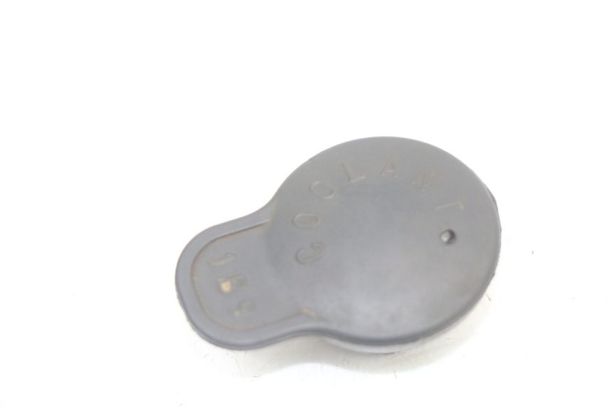 photo de KOREK ZBIORNIKA WYRÓWNAWCZEGO YAMAHA X-MAX XMAX ABS 250 (2010 - 2014) - Zoom stanu zużycia