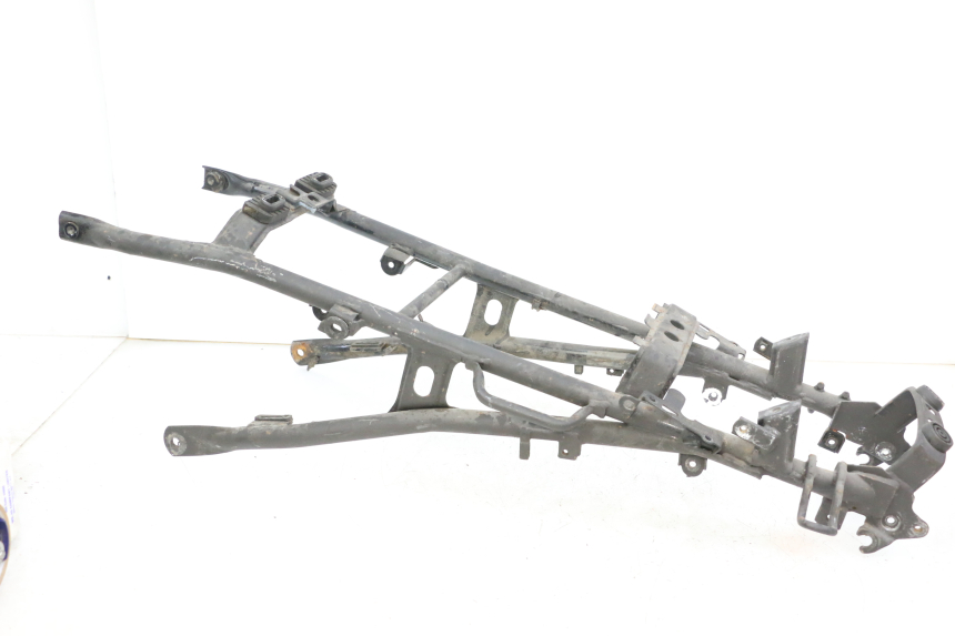 photo de RAMKA TYLNA RAMY YAMAHA FJ 36Y 1100 (1984 - 1985) - Inny kąt widzenia