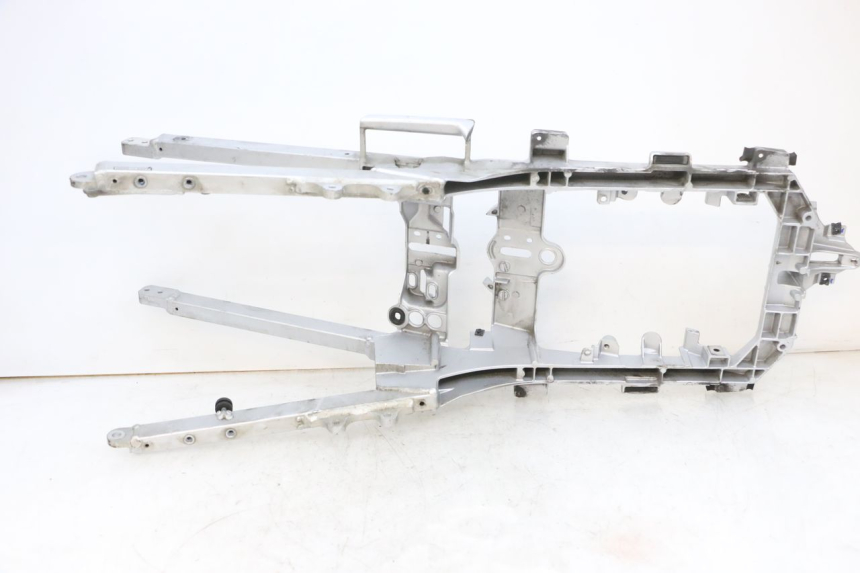 photo de RAMKA TYLNA RAMY YAMAHA FJR ABS 1300 (2006 - 2012) - Zoom stanu zużycia