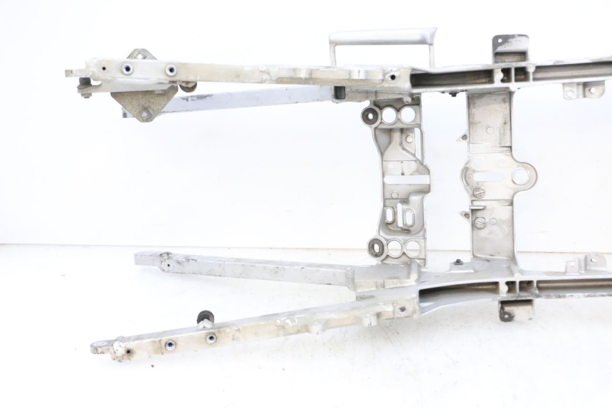 photo de RAMKA TYLNA RAMY YAMAHA FJR ABS 1300 (2006 - 2012) - Zoom stanu zużycia