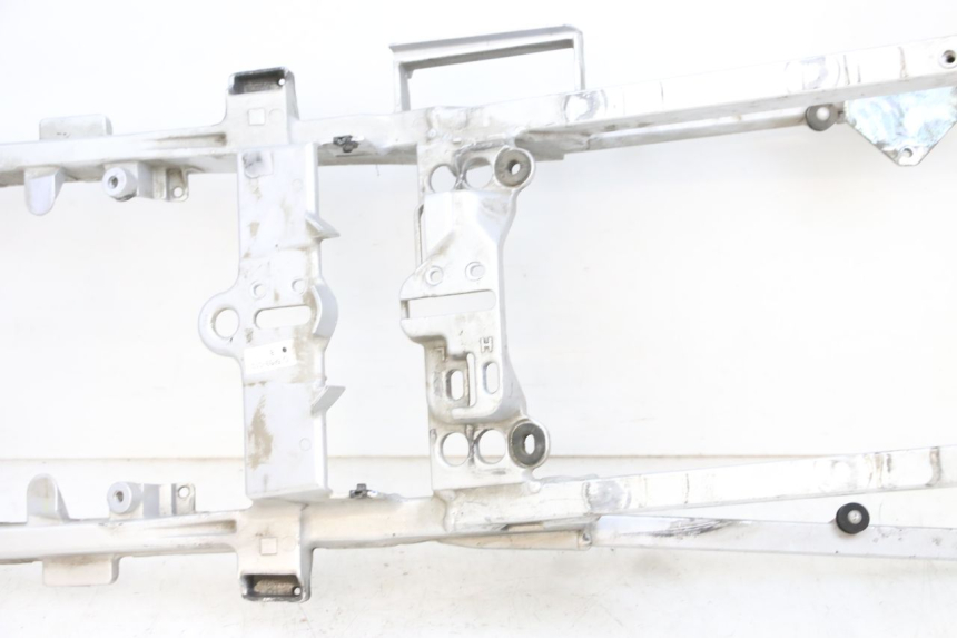 photo de RAMKA TYLNA RAMY YAMAHA FJR ABS 1300 (2006 - 2012) - Oznaczenia i referencje