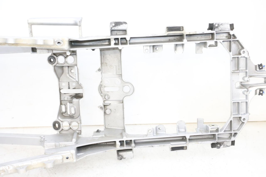 photo de RAMKA TYLNA RAMY YAMAHA FJR ABS 1300 (2006 - 2012) - Inny kąt widzenia