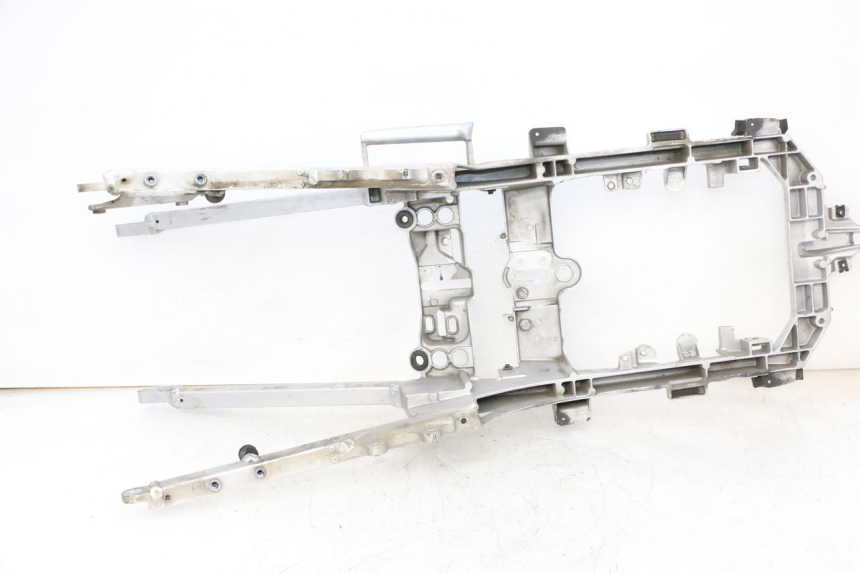 photo de RAMKA TYLNA RAMY YAMAHA FJR ABS 1300 (2006 - 2012) - Widok ogólny