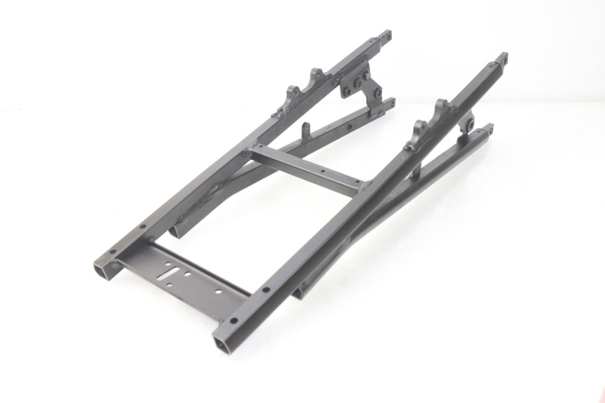 photo de RAMKA TYLNA RAMY YAMAHA FZ8 800 (2010 - 2016) - Zbliżenie techniczne