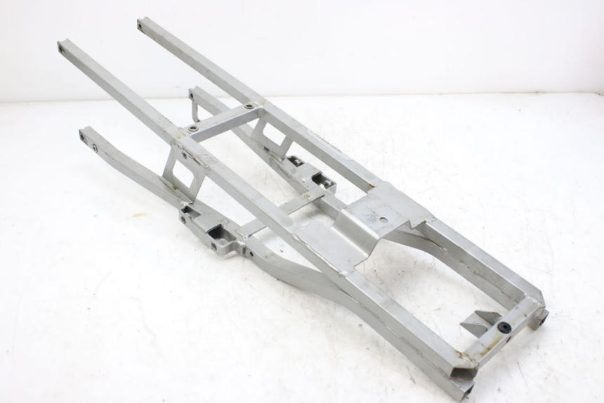 photo de RAMKA TYLNA RAMY DERBI GPR 50 (2004 - 2009) - Zbliżenie techniczne