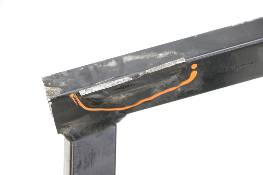 photo de RAMKA TYLNA RAMY KAWASAKI GPZ RX 1000 (1986 - 1988) - Inny kąt widzenia