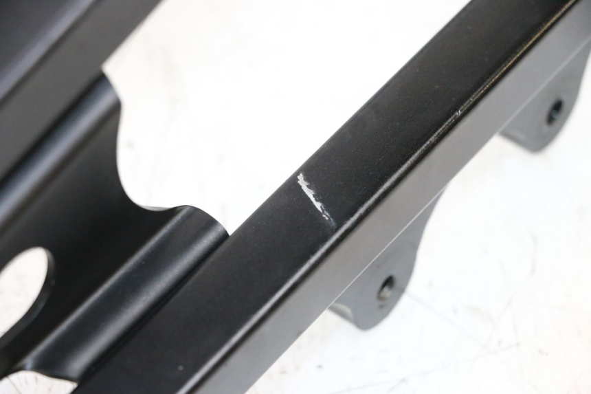 photo de RAMKA TYLNA RAMY SUZUKI GSXR GSX-R 1000 (2003 - 2004) - Punkty mocowania