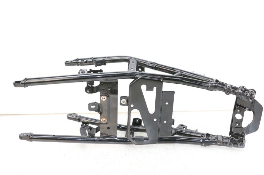 photo de PĘTLA RAMY TYLNEJ HUSQVARNA SVARTPILEN 401 (2018 - 2023) - Inny kąt widzenia