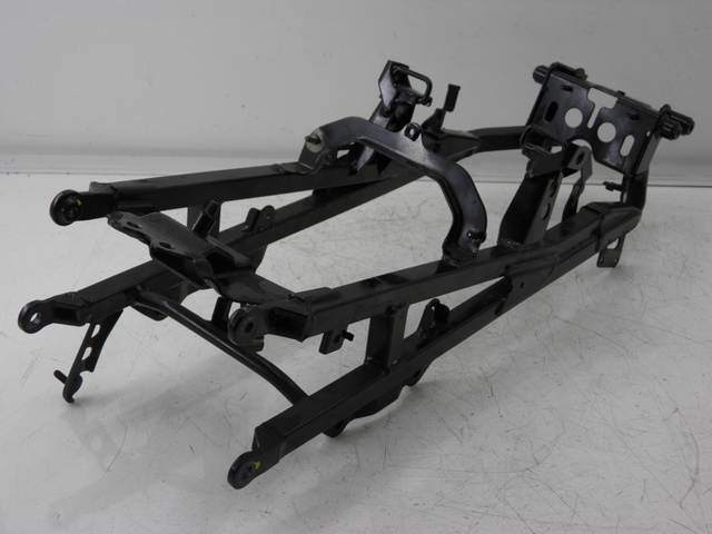 photo de RAMKA TYLNA RAMY KYMCO QUANNON NAKED 125 (2010) - Widok główny