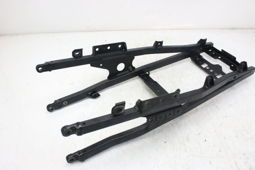 photo de PĘTLA RAMY TYLNEJ TRIUMPH SPRINT ST 955 (1999 - 2001) - Zoom stanu zużycia