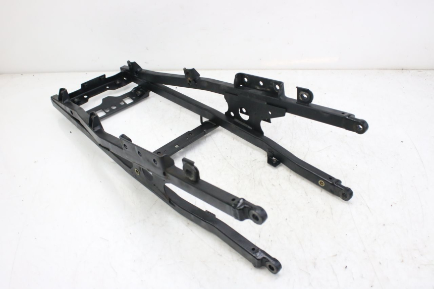 photo de PĘTLA RAMY TYLNEJ TRIUMPH SPRINT ST 955 (1999 - 2001) - Inny kąt widzenia