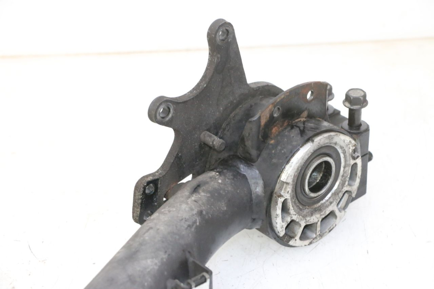 photo de wahacz tylni QUADRO 4 4D 350 (2015 - 2018) - Część sprawdzona