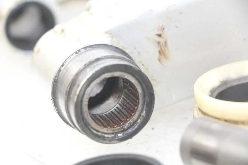 photo de wahacz tylnego zawieszenia YAMAHA BLASTER 200 (1987 - 2002) - Zbliżenie komponentów