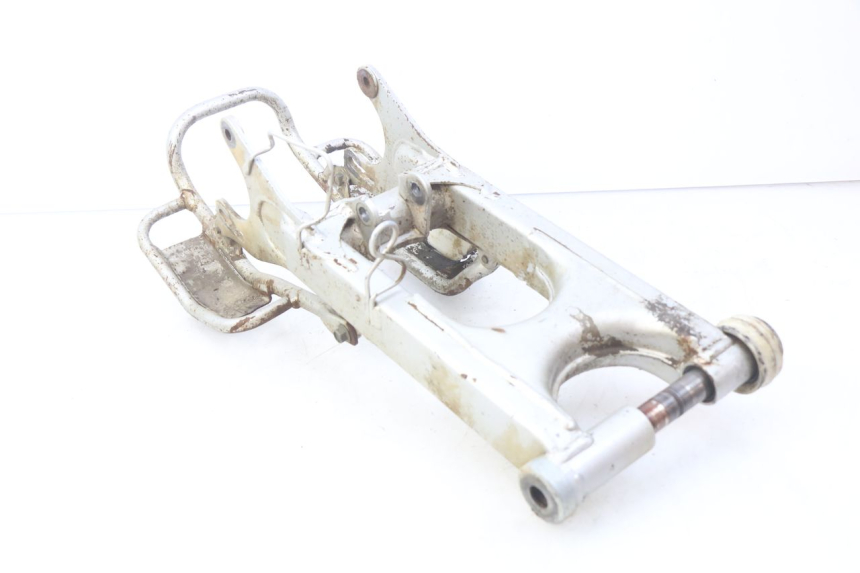 photo de wahacz tylnego zawieszenia YAMAHA BLASTER 200 (2003 - 2007) - Zbliżenie komponentów