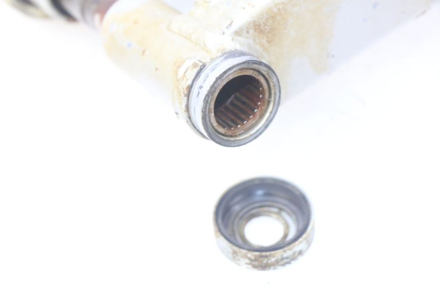 photo de wahacz tylnego zawieszenia YAMAHA BLASTER 200 (2003 - 2007) - Zbliżenie techniczne