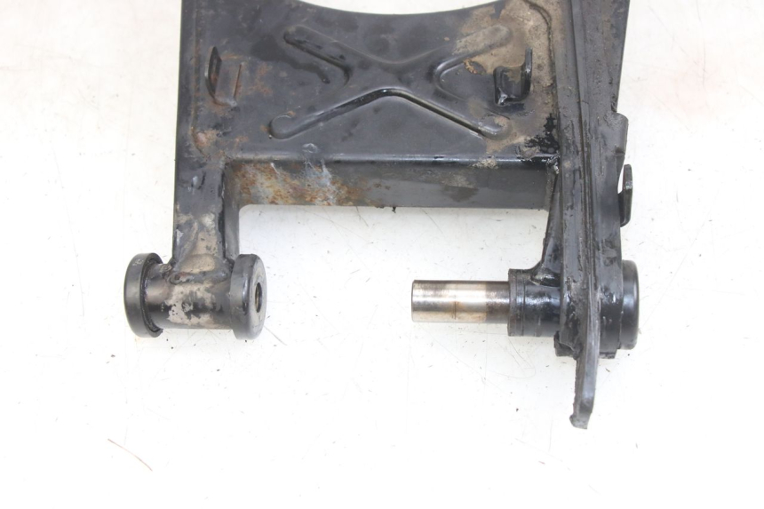 photo de wahacz tylni HONDA CA REBEL 125 (1995 - 2001) - Inny kąt widzenia