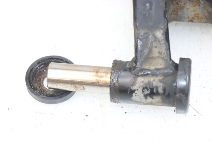 photo de wahacz tylni HONDA CA REBEL 125 (1995 - 2001) - Widok ogólny