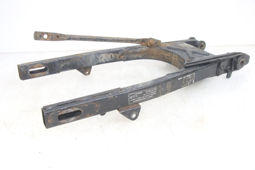 photo de wahacz tylni HONDA CA REBEL 125 (1995 - 2001) - Stan powierzchni