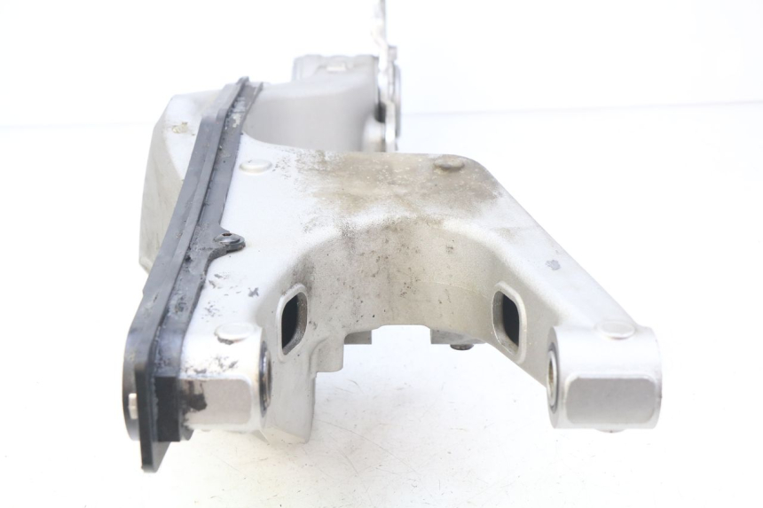 photo de Wahacz tylnego zawieszenia HONDA CB R 1000 (2018 - 2023) - Oznaczenia i referencje