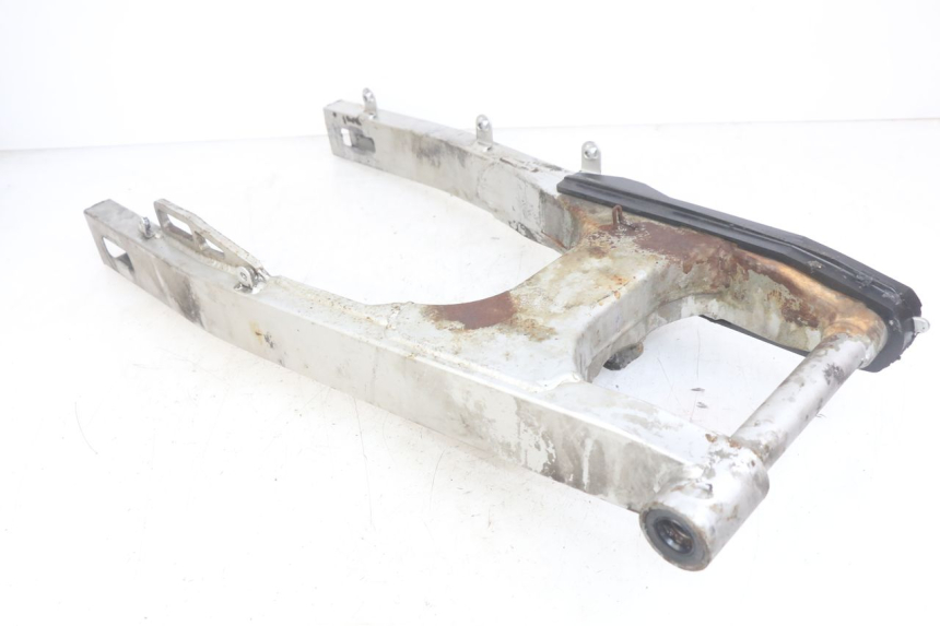 photo de wahacz tylnego zawieszenia HONDA CBR F SC25 1000 (1989 - 1992) - Widok główny