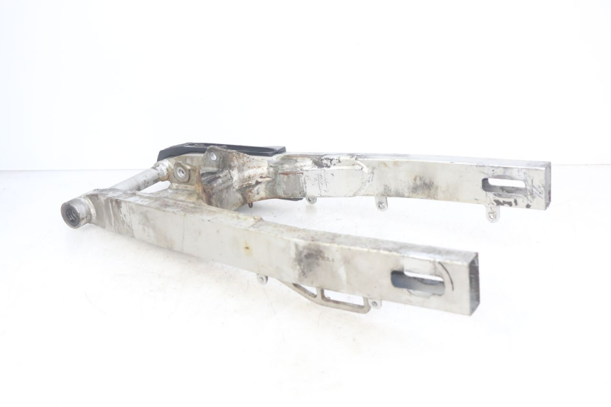 photo de wahacz tylnego zawieszenia HONDA CBR F SC25 1000 (1989 - 1992) - Zbliżenie techniczne