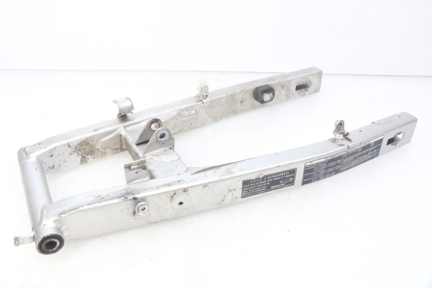 photo de wahacz tylnego zawieszenia HONDA CBR R 125 (2003 - 2006) - Inny kąt widzenia