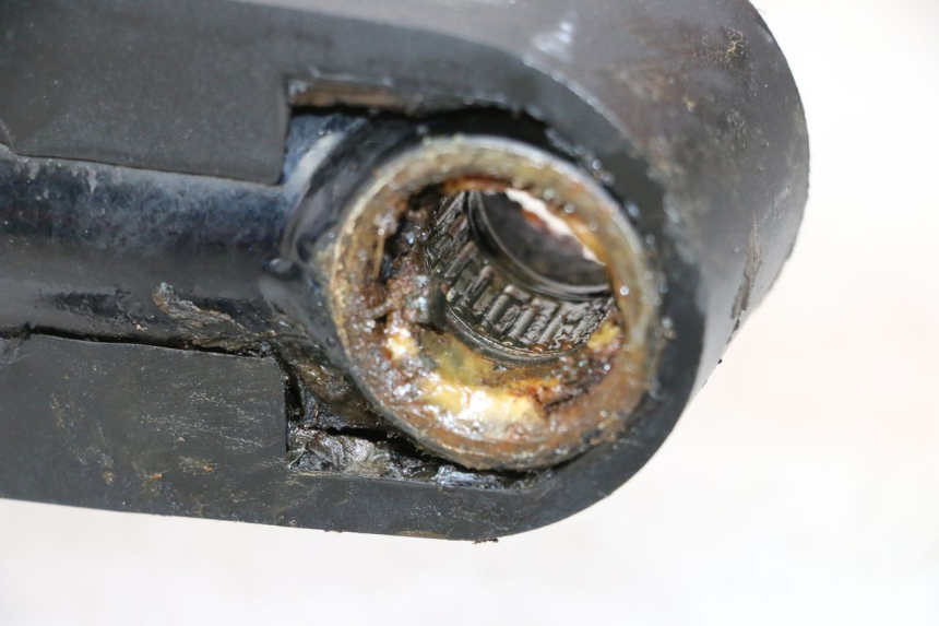 photo de Wahacz tylnego zawieszenia APRILIA CLASSIC 125 (1995 - 2001) - Zbliżenie techniczne