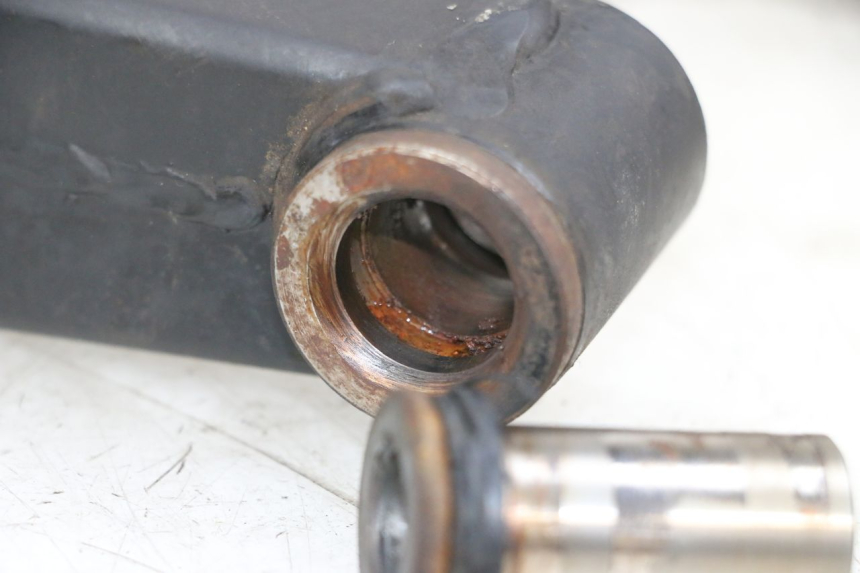 photo de Wahacz tylnego zawieszenia KSR CODE 125 (2018 - 2020) - Punkty mocowania