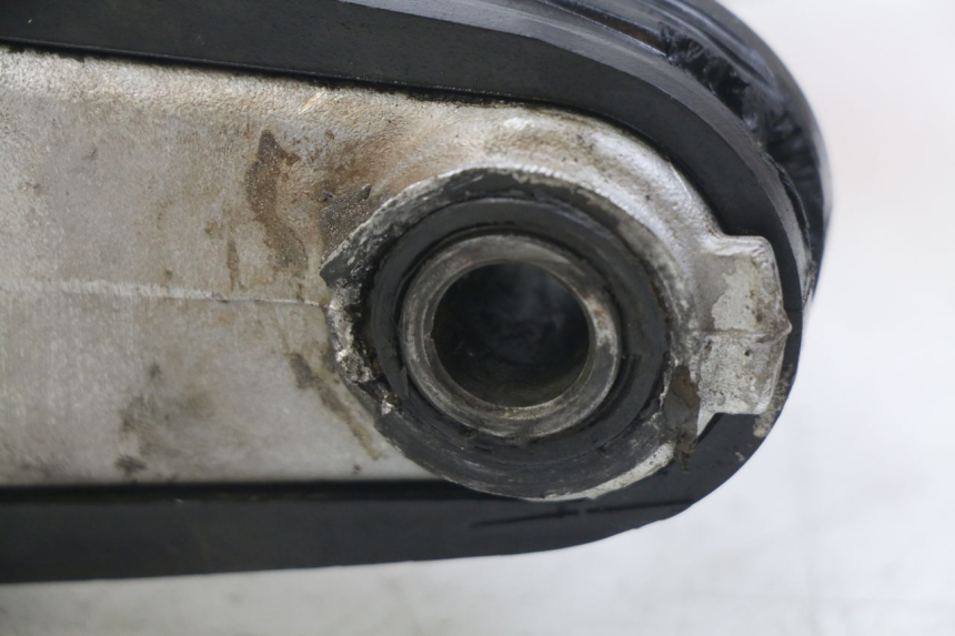 photo de wahacz tylni HONDA CR 80 (2001 - 2003) - Zoom stanu zużycia