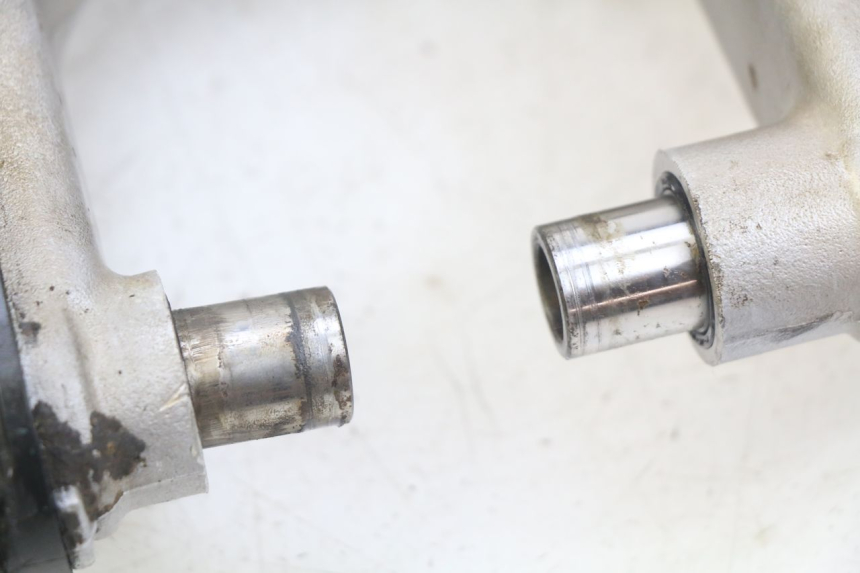 photo de wahacz tylni HONDA CR 80 (2001 - 2003) - Widok ogólny