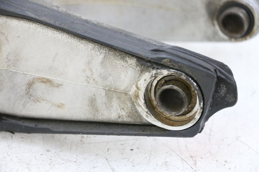 photo de wahacz HONDA CRF R 250 (2020 - 2021) - Widok z bliska