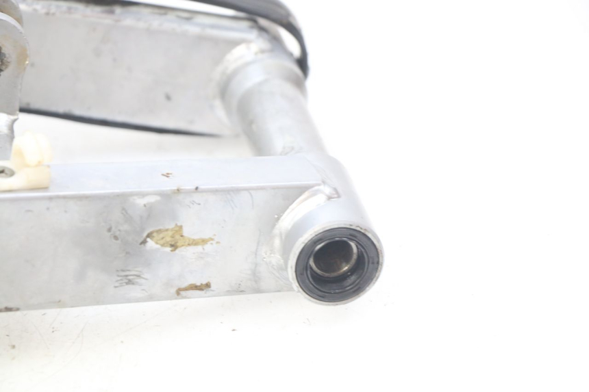 photo de Wahacz tylnego zawieszenia XTRM FACTORY DIRTBIKE BSE 150 - Punkty mocowania