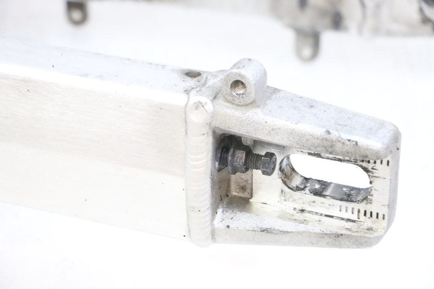 photo de wahacz tylni SUZUKI DL V STROM 1000 (2002 - 2007) - Widok produktu