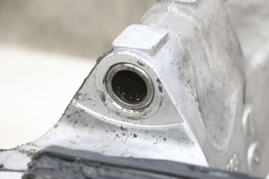 photo de wahacz tylni SUZUKI DL V STROM 1000 (2002 - 2007) - Stan powierzchni