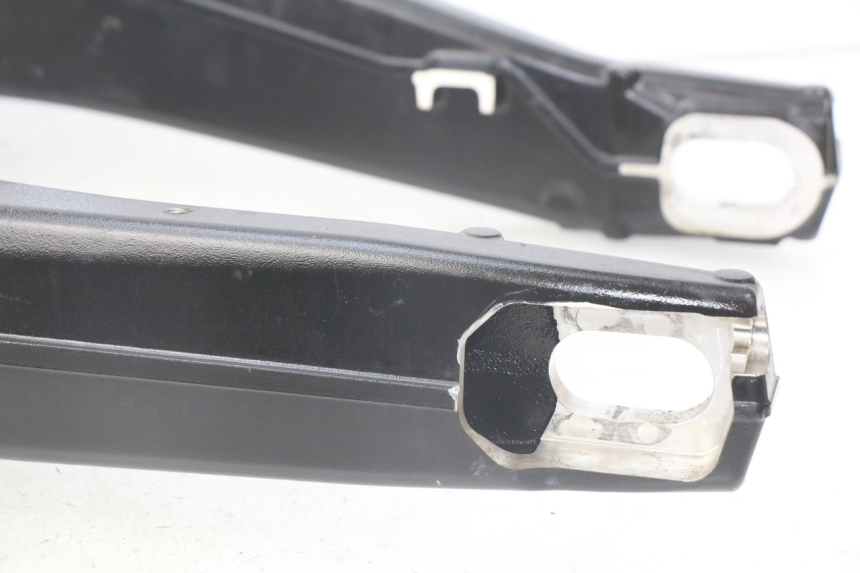 photo de wahacz tylni BMW F GS K81 850 (2018 - 2023) - Zbliżenie techniczne