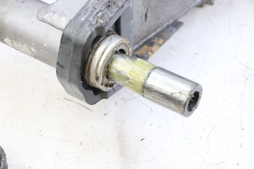 photo de wahacz tylnego zawieszenia YAMAHA FJ 36Y 1100 (1984 - 1985) - Zdjęcie dodatkowe