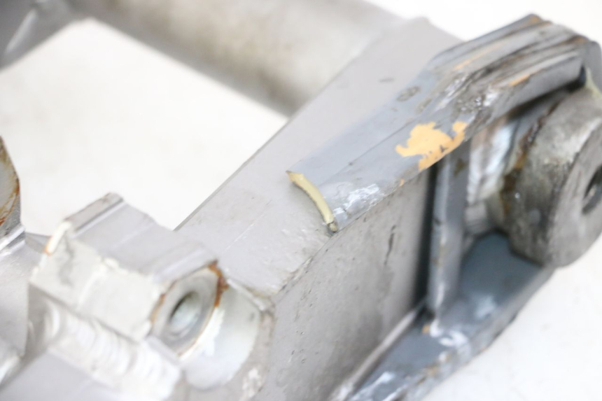 photo de wahacz tylnego zawieszenia YAMAHA FJ 36Y 1100 (1984 - 1985) - Zoom stanu zużycia