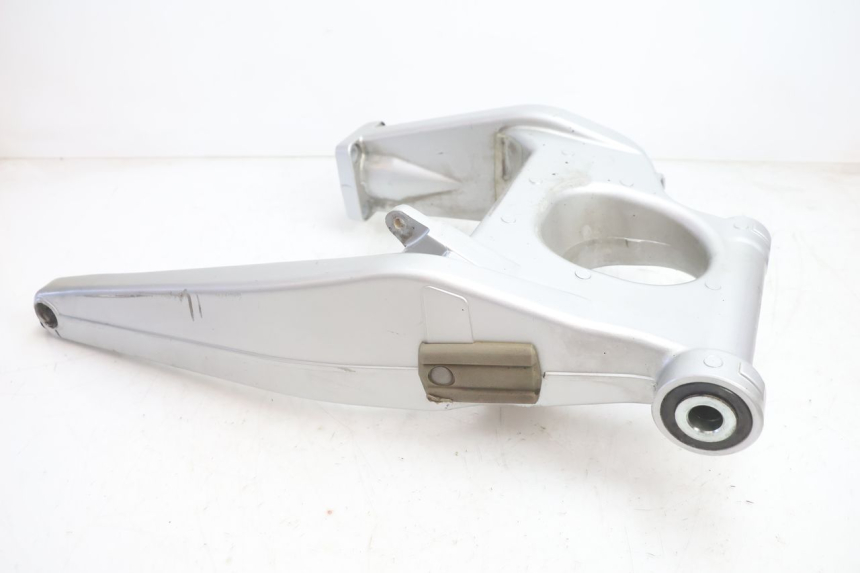 photo de WAHACZ YAMAHA FJR 1300 (2001 - 2005) - Inny kąt widzenia