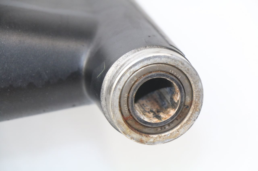 photo de wahacz tylnego zawieszenia YAMAHA FZ8 800 (2010 - 2016) - Widok ogólny