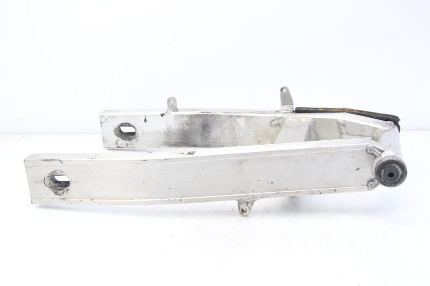 photo de Wahacz tylnego zawieszenia YAMAHA FZS FAZER 600 (2001 - 2003) - Zoom stanu zużycia