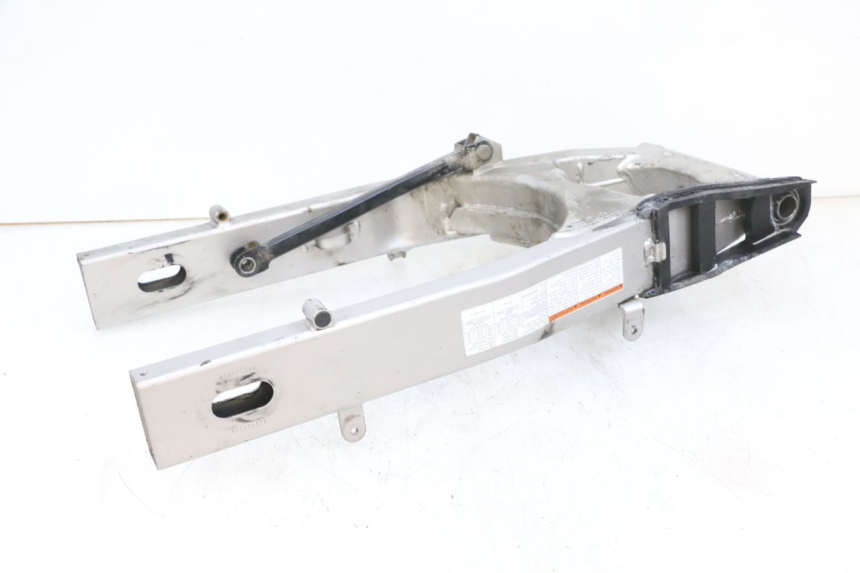 photo de wahacz tylnego zawieszenia SUZUKI GSF N BANDIT 600 (1996 - 1999) - Alternatywny kąt