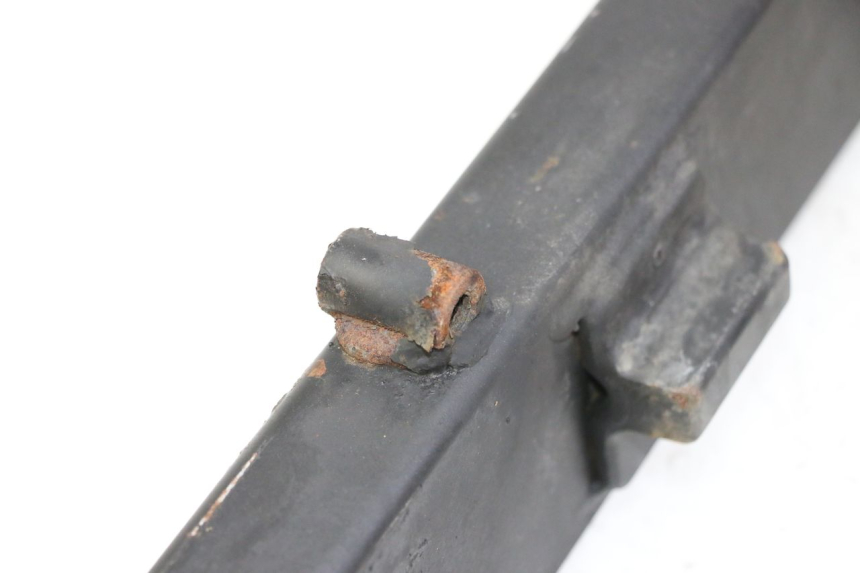 photo de Wahacz tylnego zawieszenia SUZUKI GSR 750 (2011 - 2017) - Szczegół części