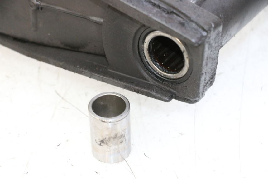 photo de Wahacz tylnego zawieszenia SUZUKI GSR 750 (2011 - 2017) - Zoom stanu zużycia