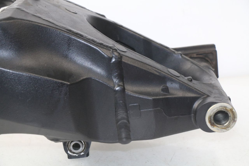 photo de wahacz tylnego zawieszenia SUZUKI GSX-R GSXR K16 1000 (2012 - 2016) - Szczegóły charakterystyczne