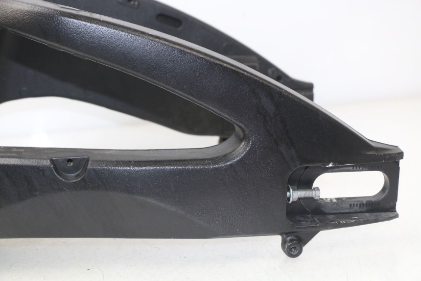 photo de wahacz tylnego zawieszenia SUZUKI GSX-R GSXR K16 1000 (2012 - 2016) - Widok z bliska