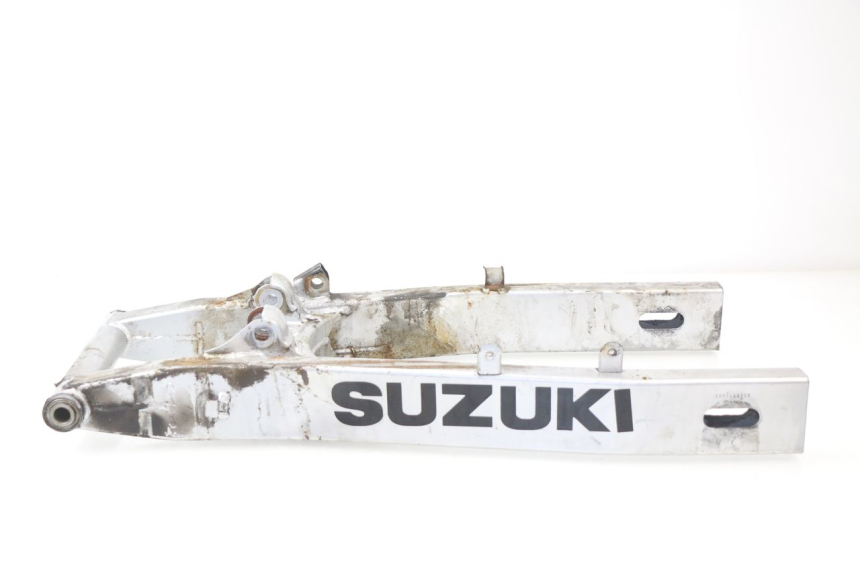 photo de wahacz tylnego zawieszenia SUZUKI GSXF GSX F 600 (1988 - 1997) - Punkty mocowania